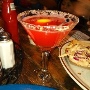 Meet your Posher, Mae